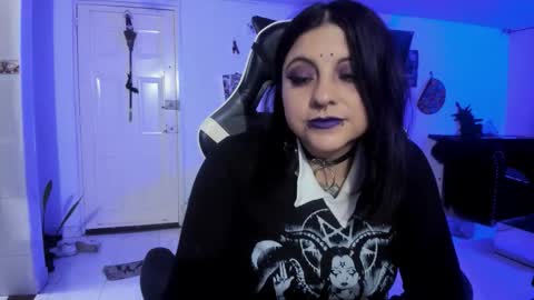 Alice online show from 10-16-25, 01:17