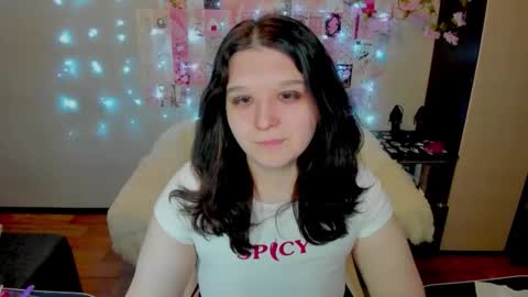 Kate online show from 04-19-26, 12:33