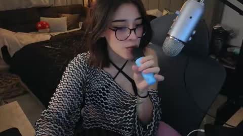 Snapshot of acidkaos chatting on 12-04-25, 11:13 Lana 3 online show from 12-04-25, 11:13