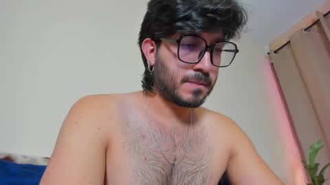 R. online show from 01-23-25, 03:32