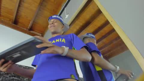 ada_brooke online show from 03-02-25, 03:27