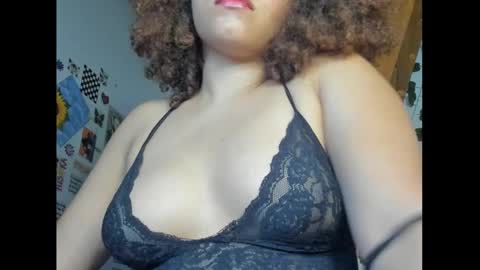 Snapshot of ada_gales_ chatting on 02-09-25, 02:28  Isa  online show from 02-09-25, 02:28