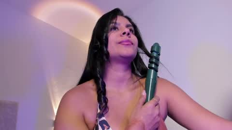 Snapshot of ada_lee1 chatting on 05-19-26, 11:05 Ada online show from 05-19-26, 11:05