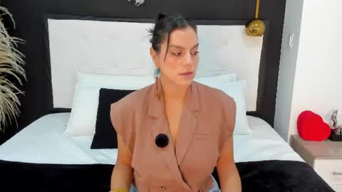 Snapshot of ada_monroe10 chatting on 07-30-26, 01:32 online show from 07-30-26, 01:32