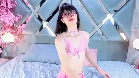 Snapshot of ada_wonk chatting on 06-15-26, 08:22 online show from 06-15-26, 08:22