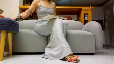 Ada   online show from 10-01-25, 04:13