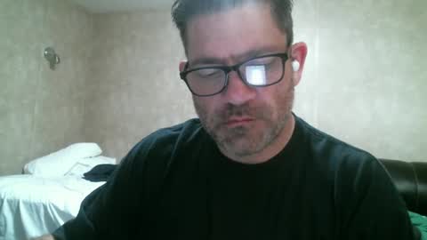 adam91720 online show from 12-03-24, 01:19