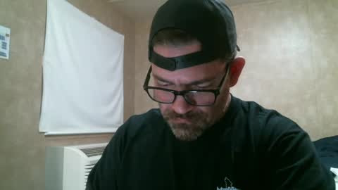 adam91720 online show from 12-31-24, 02:14