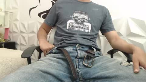 adam_evehotroom online show from 02-05-25, 07:10