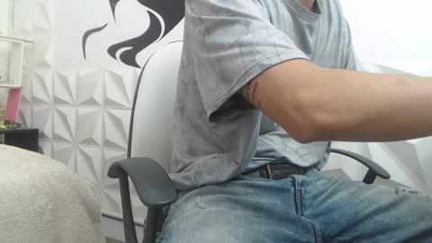 adam_evehotroom online show from 02-07-25, 08:42