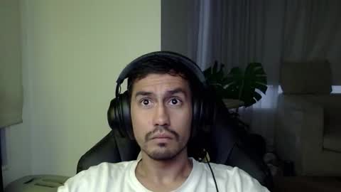 adam_evehotroom online show from 10-07-25, 03:25