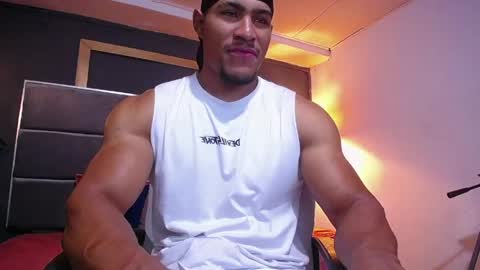 adam_fit19cm online show from 04-16-26, 01:56