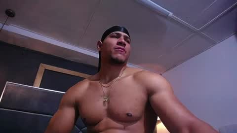adam_fit19cm online show from 06-24-26, 02:49