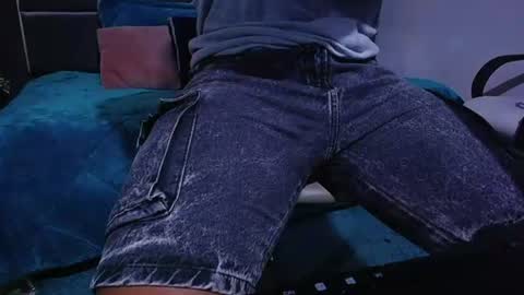 adam_fit19cm online show from 06-26-26, 02:21