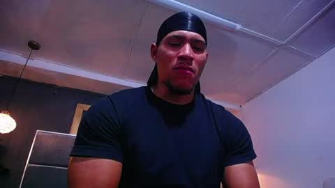 adam_fit19cm online show from 07-11-26, 01:36