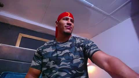 adam_fit19cm online show from 07-14-26, 02:23