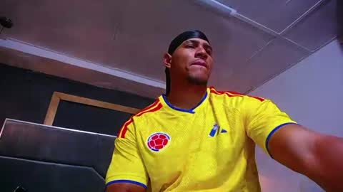 adam_fit19cm online show from 07-21-26, 02:08