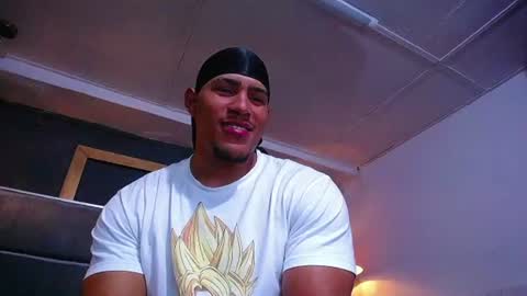 adam_fit19cm online show from 07-24-26, 02:04