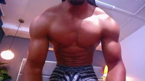 adam_fit19cm online show from 07-27-26, 02:13