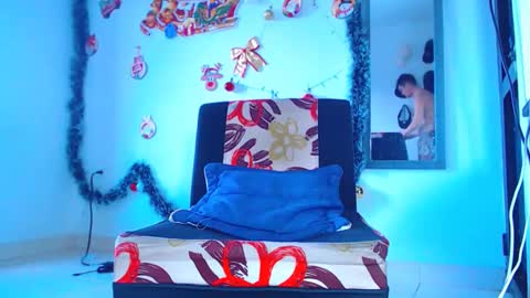 Snapshot of adam_hot11 chatting on 12-27-24, 09:54 adam hot11 online show from 12-27-24, 09:54