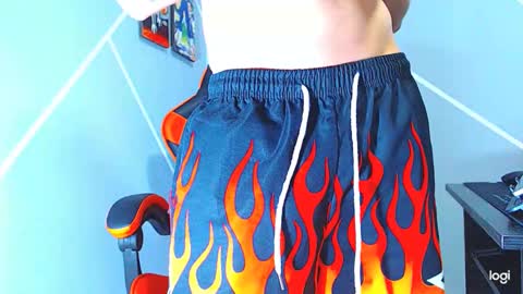 Snapshot of adam_hot11 chatting on 10-29-25, 11:39 adam hot11 online show from 10-29-25, 11:39