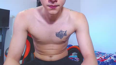 adam hot11 online show from 01-18-26, 02:32