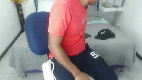 Snapshot of adam_morgan2 chatting on 11-10-25, 03:05 adam_morgan2 online show from 11-10-25, 03:05