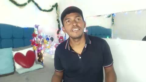 Snapshot of adam_morgan2 chatting on 12-04-25, 04:22 adam_morgan2 online show from 12-04-25, 04:22