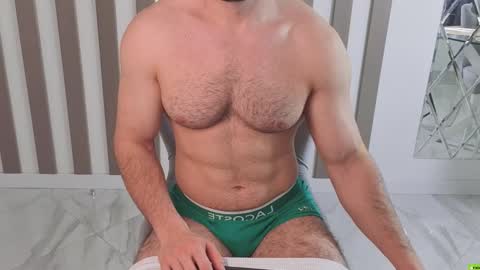 Snapshot of adam_muscle_ chatting on 10-09-25, 06:22 Adam online show from 10-09-25, 06:22