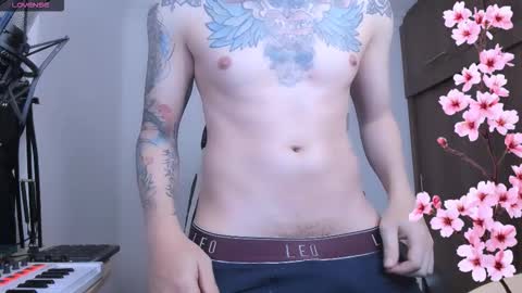 Snapshot of adam_rocket chatting on 02-22-26, 01:40 Adam online show from 02-22-26, 01:40