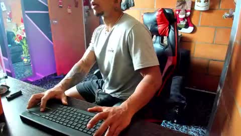 Adam Valencia online show from 12-30-24, 05:23