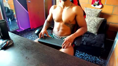 Adam Valencia online show from 01-08-25, 04:33