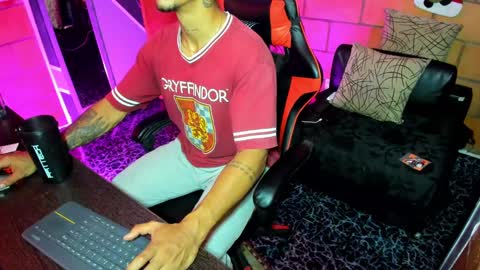 Adam Valencia online show from 01-15-25, 12:09