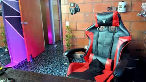 Adam Valencia online show from 02-21-25, 03:43