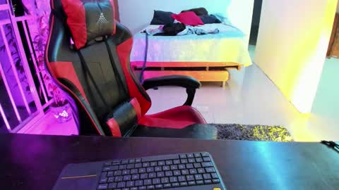 Adam Valencia online show from 10-14-25, 12:22