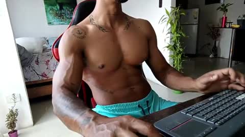 Adam Valencia online show from 04-09-26, 05:18