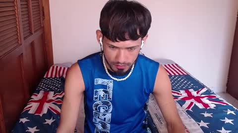 instagram  adam x256 online show from 02-01-25, 03:07