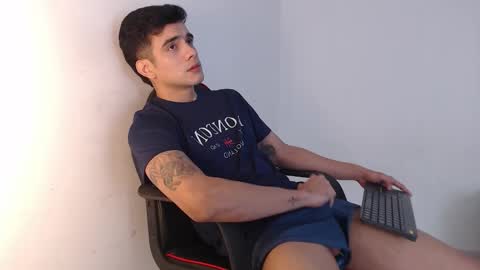 Hello guys excuse my absence I will be absent for several days for health reasons I hope you understand thank you very much. online show from 11-04-25, 06:01