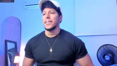 adambrocs1 online show from 06-10-26, 08:02