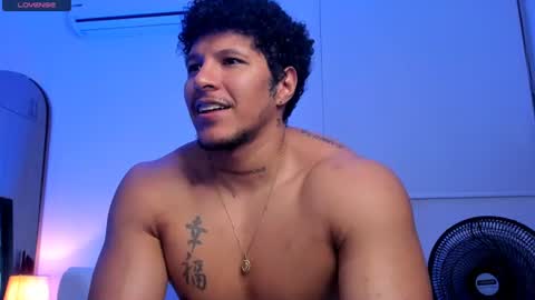 adambrocs1 online show from 07-25-26, 04:10