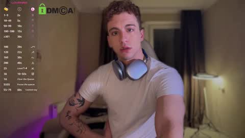 Hi Im Adam Glad to see u here 3 And its my first day online show from 10-11-25, 08:18