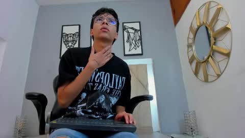 Adams Bobby online show from 03-23-26, 11:14