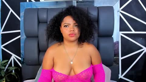 Snapshot of adams_cloe chatting on 03-11-25, 01:12 Cloe Adams online show from 03-11-25, 01:12