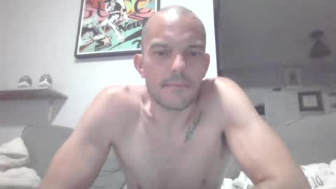 Cyrus online show from 06-20-26, 02:58