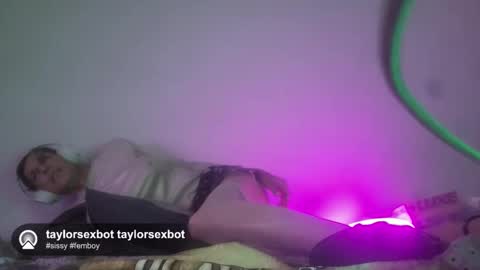 TaylorSexbot online show from 05-14-26, 11:50