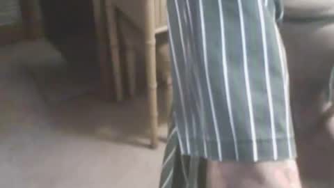 Snapshot of adamsny chatting on 02-17-25, 05:58 adamsny online show from 02-17-25, 05:58