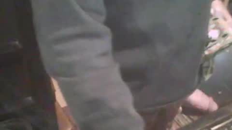 Snapshot of adamsny chatting on 11-12-25, 09:36 adamsny online show from 11-12-25, 09:36