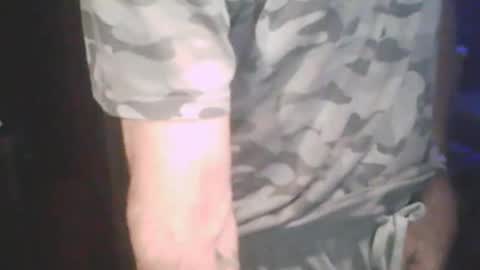 Snapshot of adamsny chatting on 11-17-25, 11:05 adamsny online show from 11-17-25, 11:05