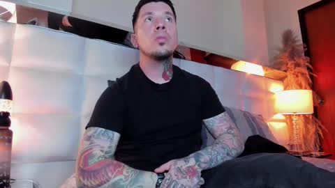 Adam online show from 11-25-25, 04:01