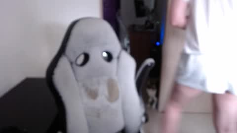 Snapshot of adamussutekh chatting on 12-05-24, 03:39 Adam online show from 12-05-24, 03:39